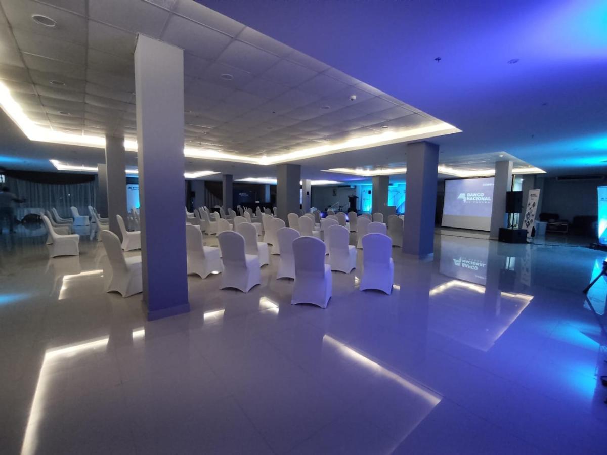 Hotel City Plaza & Suites เดวิด ภายนอก รูปภาพ
