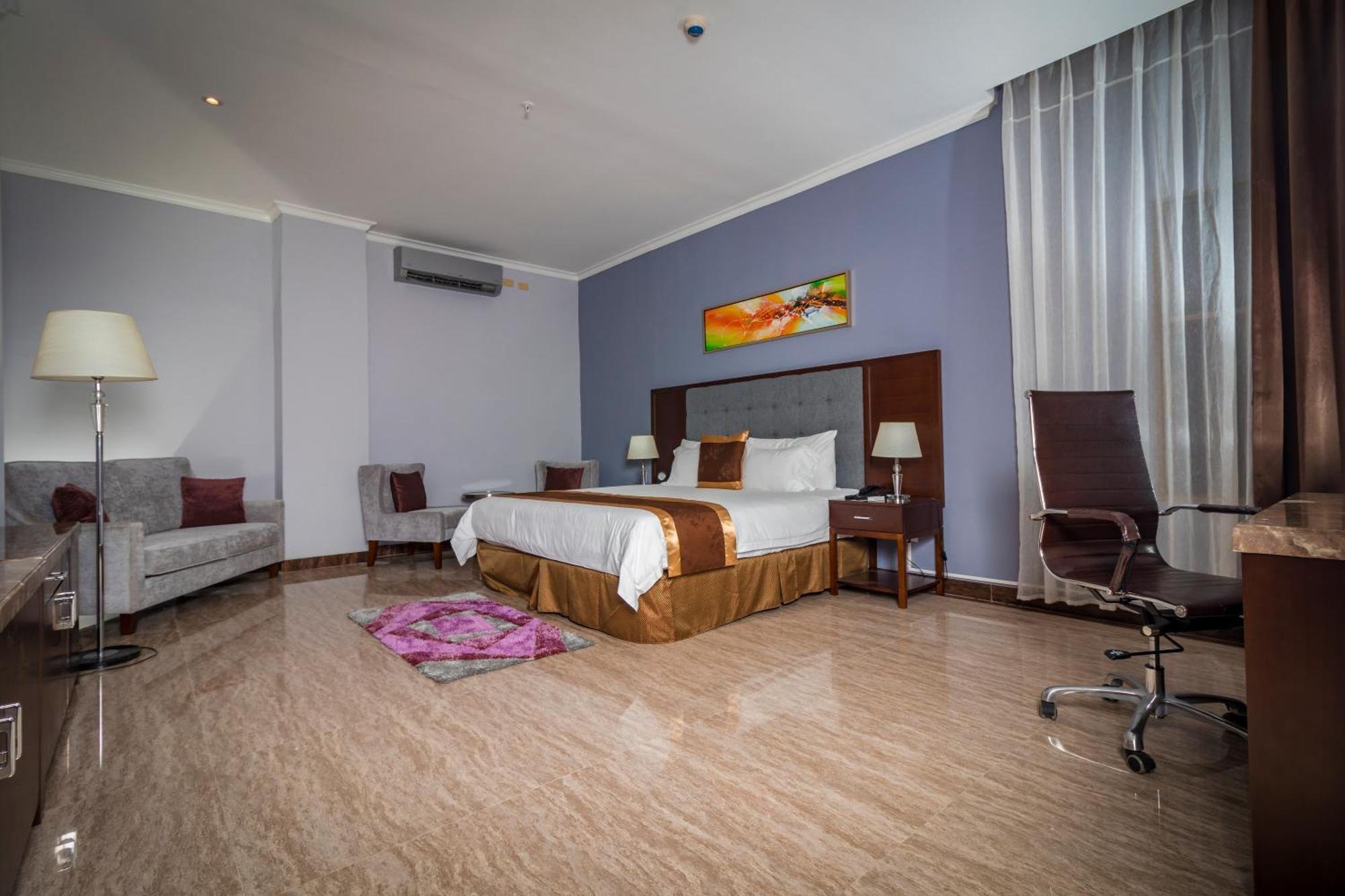 Hotel City Plaza & Suites เดวิด ภายนอก รูปภาพ