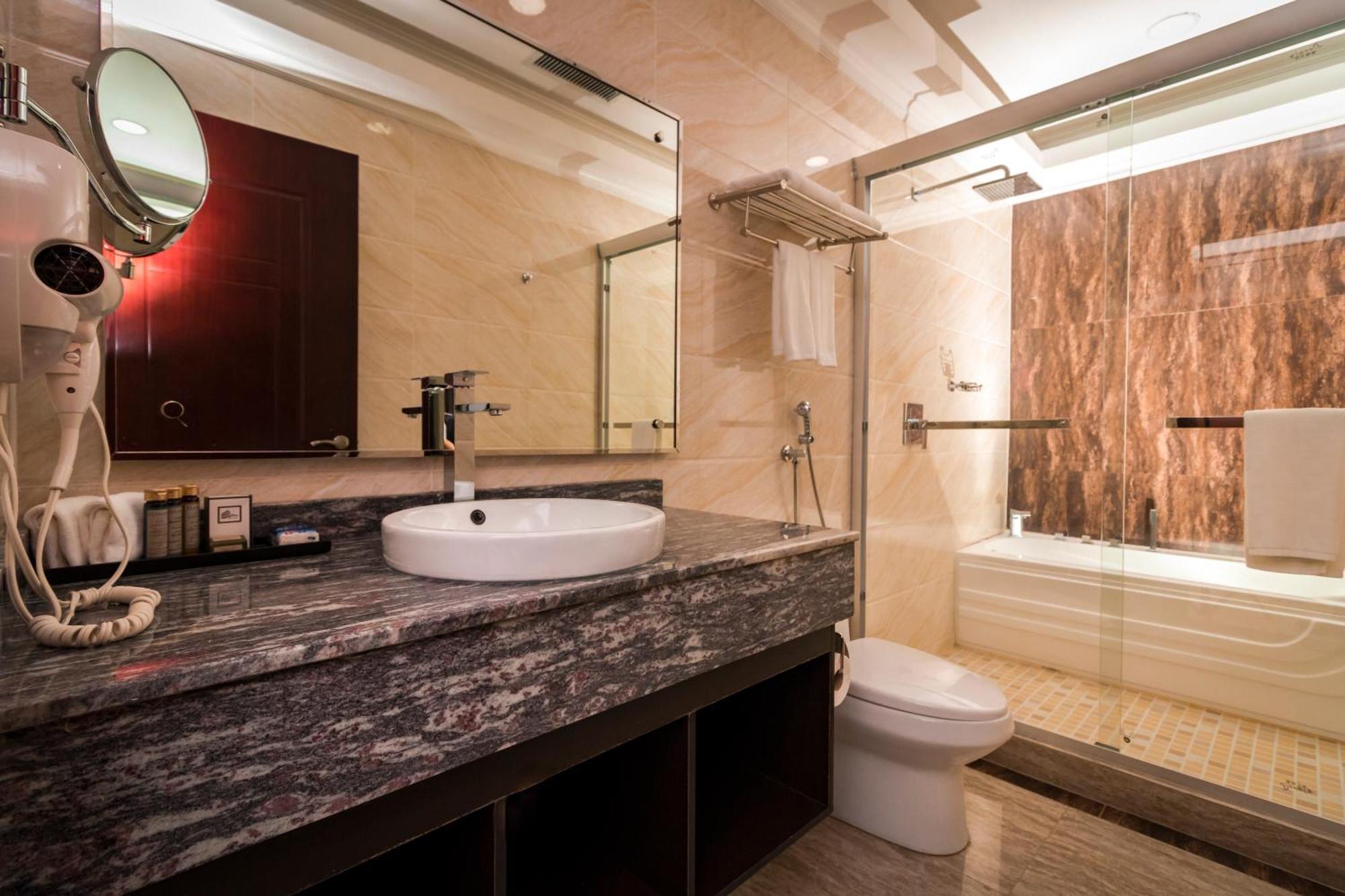 Hotel City Plaza & Suites เดวิด ภายนอก รูปภาพ